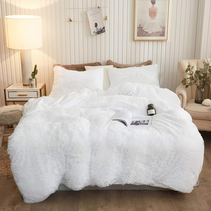 XeGe Plush Shaggy Duvet Cover Set, Luxury Ultra Soft Crystal Velvet Fluffy Bedding Sets 2 Pieces(1 Faux Fur Furry Comforter Cover + 1 Fuzzy Faux Fur Pillowcase), Zipper Closure(Twin, White)