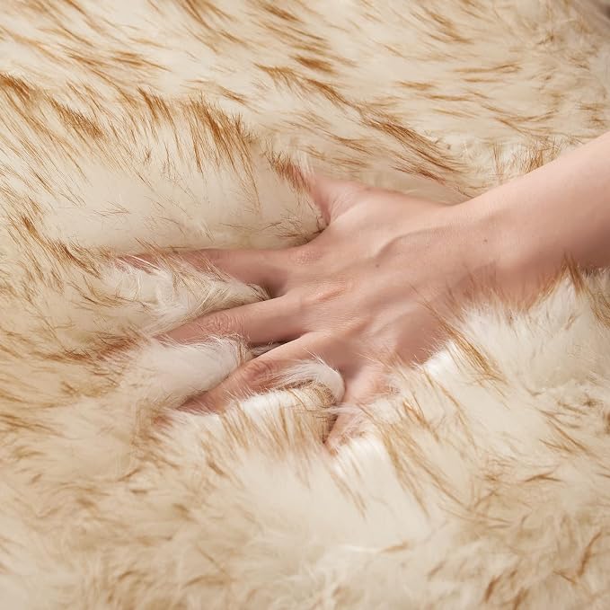 MIULEE 3x5 Feet Faux Fur Sheepskin Rug, Luxury Fluffy Area Rugs - Super Soft Decorative Shag Carpet for Bedroom, Living Room, White and Brown