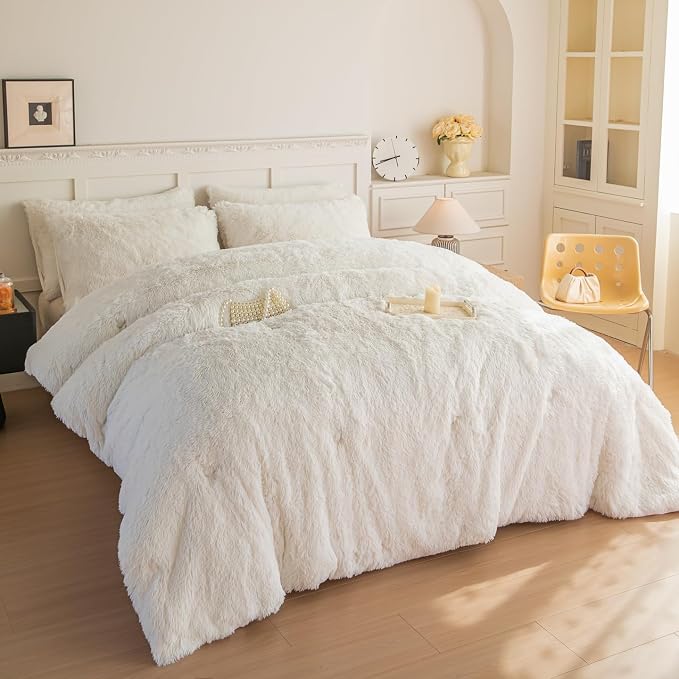 chovy Faux Fur Plush White Comforter Sets King - Ultra Soft Shaggy Flannel Velvet Fluffy Fuzzy 3PC Bedding Set （Comforter x 1 Pillowcases x 2）