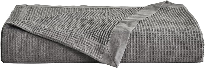 Great Bay Home 100% Cotton Blanket for Full/Queen Size Bed | Lightweight and Breathable Waffle Weave Blankets for Summer & Spring | Versatile, Layering Grey Bed Blanket, Light Grey, 90x90 inches