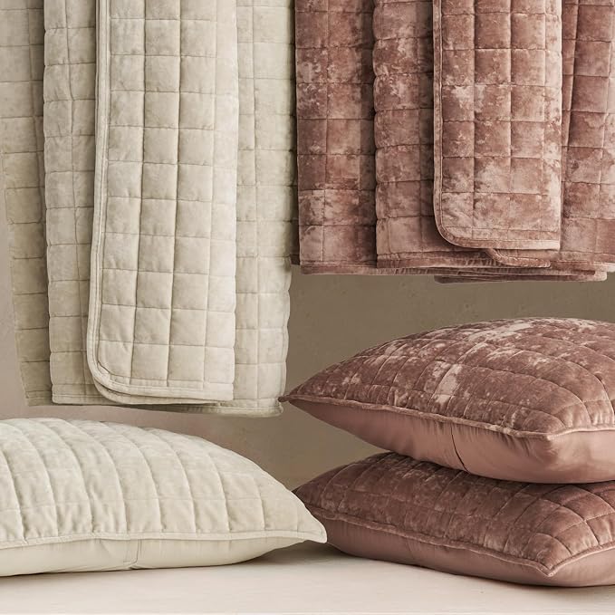 RECYCO Luxury Velvet Quilt Queen Size Bedding Set, Ultra Soft Velvet Comforter Set, Lightweight Quilted Channel Box Stitch Oversized Bedspread Coverlet for All Season, with 2 Shams, Terracotta Clay
