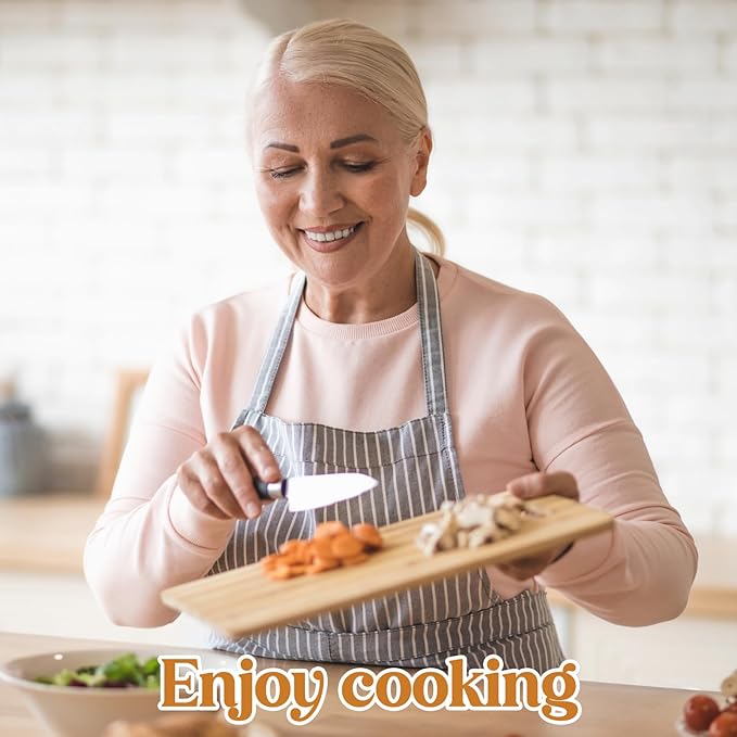 Retirement Gifts for Woman/Men 2026, Happy Retirement Bamboo Cutting Board Set for Colleagues, Coworker, Friend, Teacher, Boss, Parents, Family - Recipe for a Special Great Retirement.