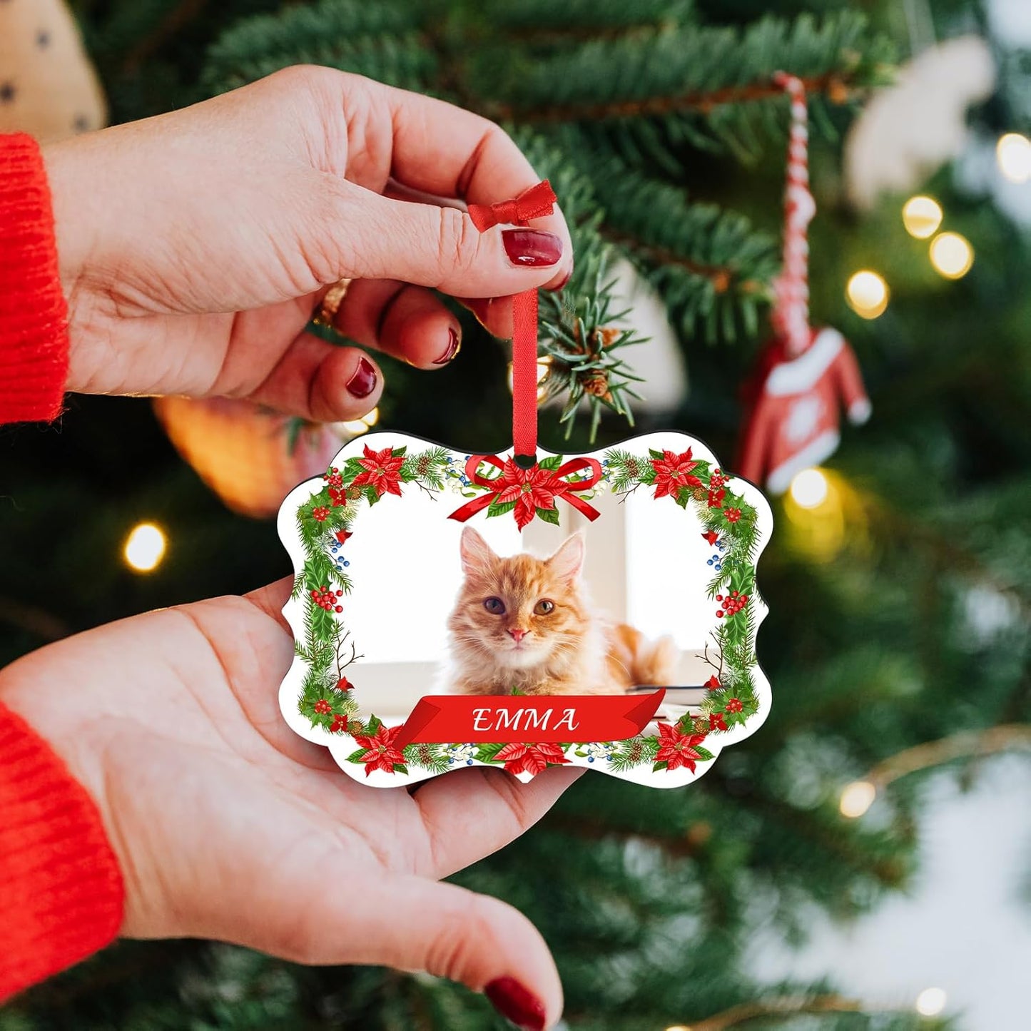 Personalized Photo Ornaments for Christmas Tree, Custom Cat Name Ornament, 2025 Puppy 1st Xmas Gifts, Holiday Decor Christmas Tree Decoration, Pet Lovers Dog Cat Gift
