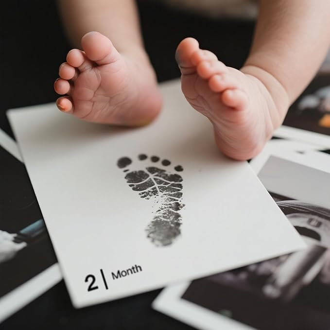Baby Inkless Milestone Cards Hand Casting Kit Ink Print Hand and Footprint Kit Dog or Cat Pet Paw Print Kit Baby Newborn Footprint Kit Photo Album Keepsake Book Feet Stamp (Green Gift Box + Album)
