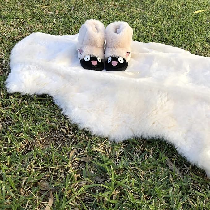 Premium Baby Sheepskin Rug Babycare Nursery Rug 100% Natural Lambskin Blanket Short-Shorn Wool Sleep Pad Medical Sheepskin Hospital Bed Mattress Topper (Ivory White, Single Pelt 2.5ft x 3.5ft)