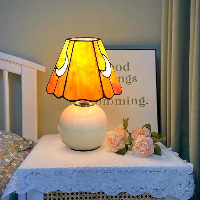 Tiffany Style Moon Mushroom Stained Glass Table Lamp Orange Small Table Lamp Bedroom Bedside lamp Living Room Dining Room Office Decoration Desk lamp Home Decoration Creative Gift