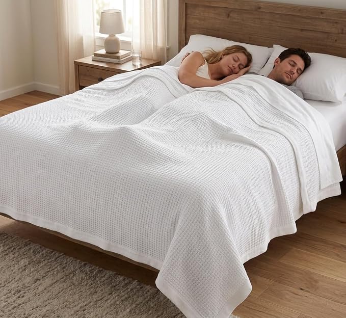 TreeWool Premium 100% Cotton Waffle Summer King Blanket (90"x108", White) | 420 GSM Breathable Lightweight Moisture Wicking Soft Knit Thermal Blanket for Bed or Sofa All-season Comfort Machine Washable