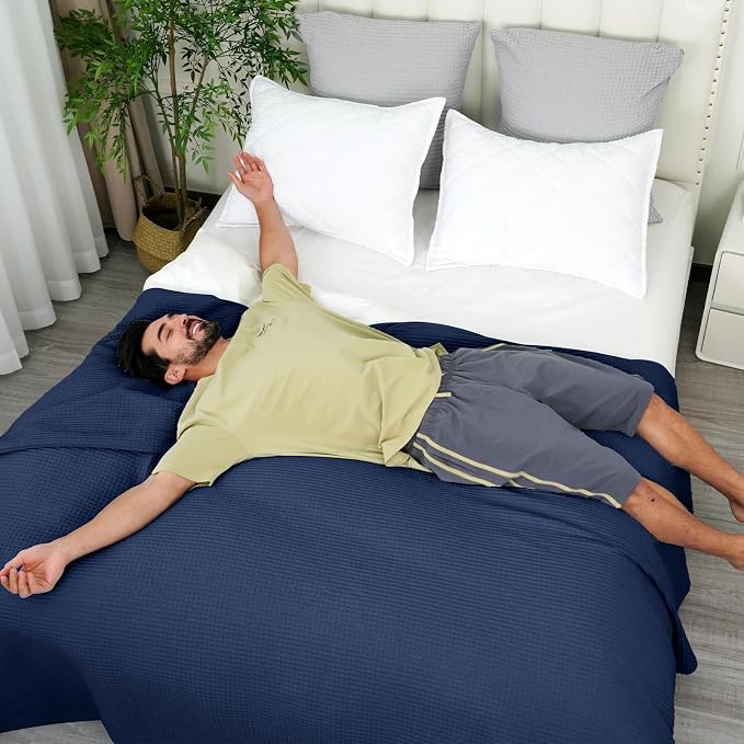PHF Pre-Washed 100% Cotton Waffle Weave Blanket King Size for Bed,Snag Proof Throw Blanket for Couch Spring Summer Lightweight Breathable,Machine Washable, Home Decor Gift - Navy Blue/Bright Blue