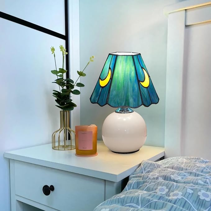 Tiffany Style Moon Mushroom Stained Glass Table Lamp Sea Blue Small Table Lamp Bedroom Bedside lamp Living Room Dining Room Office Decoration Desk lamp Home Decoration Creative Gift Scene Prop