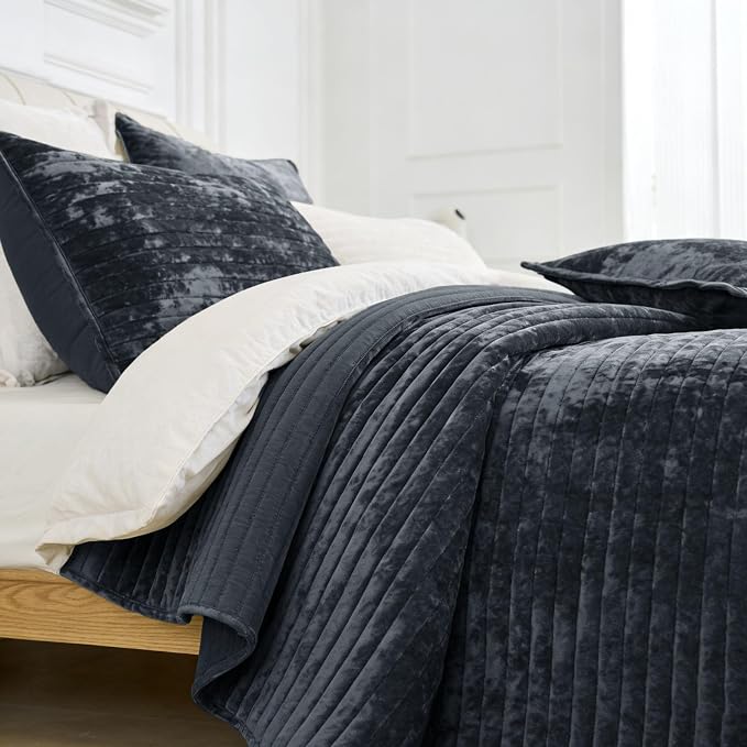 Luxury Velvet California King 106x118 in Quilt Set 3 Piece Quilted Bedspread with 2Pillow Shams(20x36) Ultra Soft Coverlet All Season Bedding for Farmhouse Modern Bedroom Sofa,Grey Blue