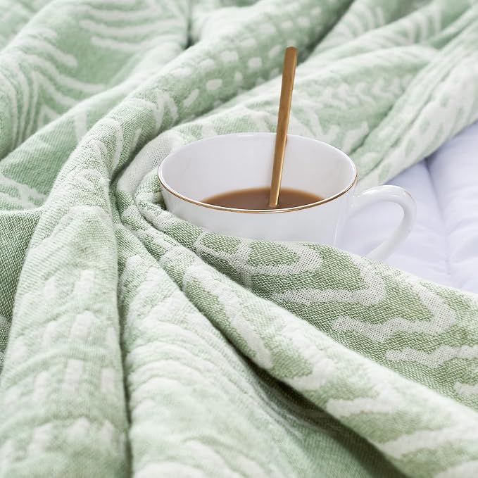 jinchan Boho 100% Cotton Blanket Muslin Lightweight Twin Size Throw Blanket Reversible for Couch Soft Cozy All Season 3-Layer Throw Coverlet Blanket for Bedroom Living Room Decor Green 60x80 Inches
