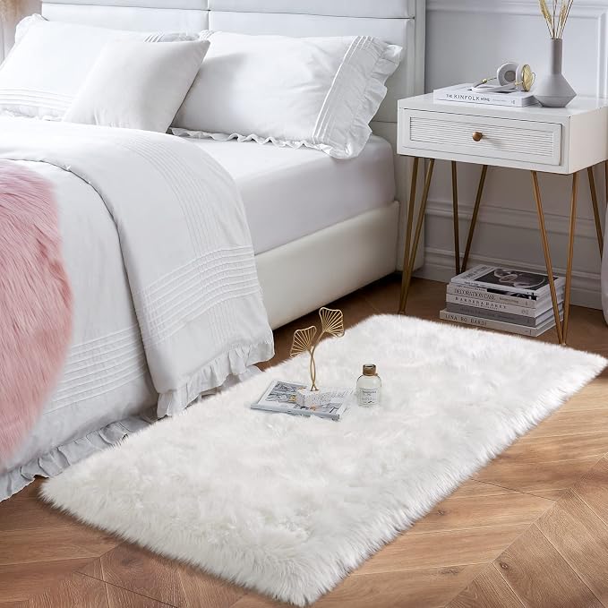 Faux Fur Rug, White Small Fluffy Rug for Sofa Chair Couch Cover 2x4 Feet, Ultra Soft Fuzzy Shag Rug for Bedroom, Indoor Shaggy Plush Floor Carpets Luxury Home Decor for Bedside