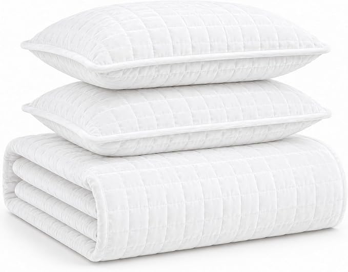 Tribeca Living Luxury Velvet Quilt Twin Size Set - 260GSM Ultra-Soft Oversized Velvet Bedspread Comforter Set with 1 Sham, in Florence Silver Grey