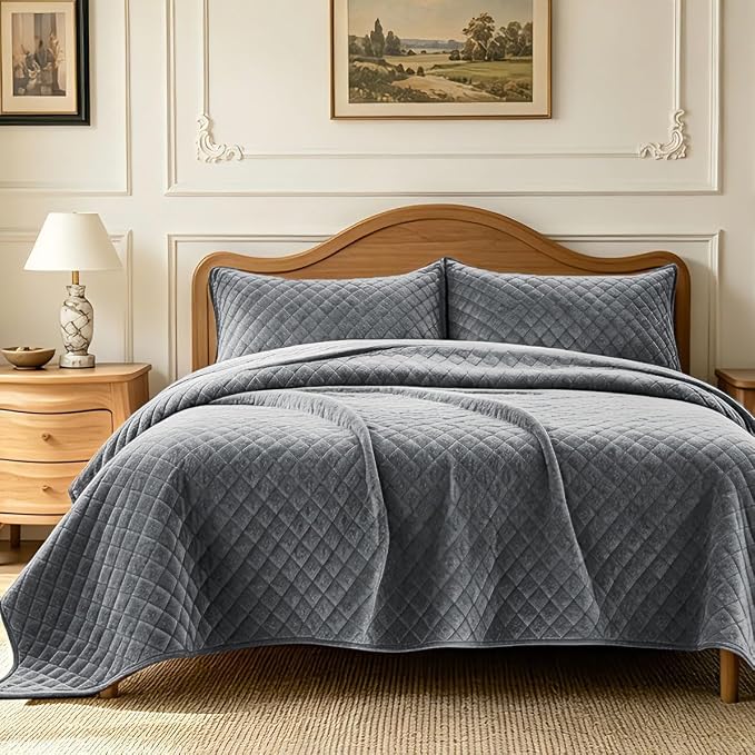 3-Piece Velvet Quilt Set Oversized King Size 120"x120" Bed Blanket Quilted Bedspread Soft Luxury Bedding with 2 Pillow Shams 20''x36'' for All-Season,Gray