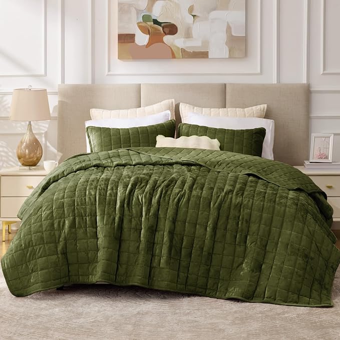BEDELITE Velvet Quilt Set King Size - Luxury Soft Velvet Comforter Bedding Set for All Season, Lightweight Quilted Box Stitch Oversized Bedspread Coverlet with 2 Matching Shams, Olive Green