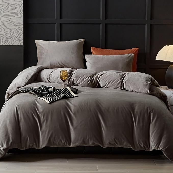 WARMDERN Khaki Flannel Velvet Duvet Cover Queen Size Duvet Cover Bedding Sets, 3pcs Ultra Soft Luxury Textured Modern Crystal Velvet Duvet Covers with Zipper Closure(Khaki, Queen)