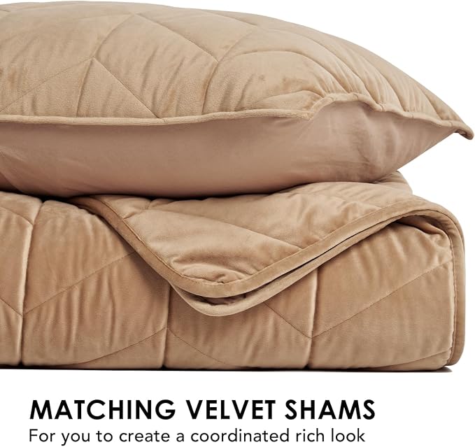 EverGrace 3 Pieces Luxurious Queen Velvet Quilts, Ultra Soft Lightweight Velvet Comforter Set, Matelasse Oversized Diamond Bedspread Coverlet for All Season with 2 Shams, Khaki Tan, 92"x96"