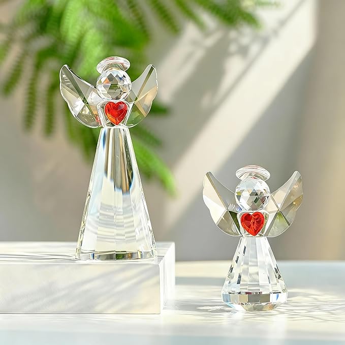 HDCRYSTALGIFTS Set 2 Crystal Angel Figurine for Mom Women, Glass Guardian Angels Ornaments Statues Holding a Heart Home Table Decoration Collectible (Clear,4.5''and 3'')