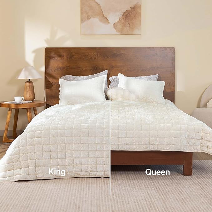 BEDELITE Velvet Quilt Set King Size - Luxury Soft Velvet Comforter Bedding Set for All Season, Lightweight Quilted Box Stitch Oversized Bedspread Coverlet with 2 Matching Shams, Shiny Cream White