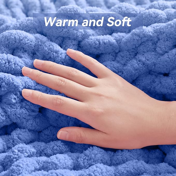 Negwoo Chunky Knit Throw Blanket, 40''*50'' Knitted Throw Chenille Yarn for Bed Couch, Handmade Light Blue Crochet Big Thick Blanket, Machine Washable Cute Comfy Blanket for Home Decor
