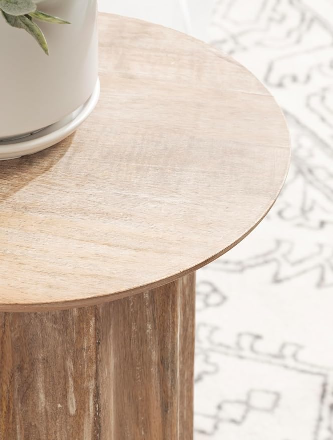 Kate and Laurel Gierson Modern Wooden Round Side Table; 12 x 12 x 22; Light Natural; Transitional Scalloped Wood End Table for Use as Bedroom Nightstand or Living Room Accent Table