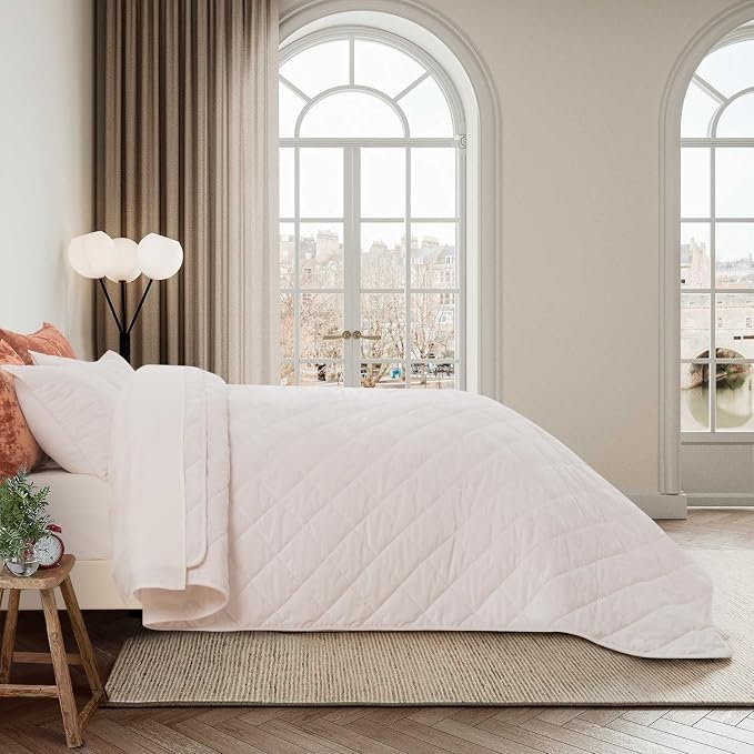 EVERGRACE Luxury Crushed Velvet Quilt Set Queen Size, Diamond Quilted Lightweight Velvet Comforter, Ultra Soft Oversized Bedspread Coverlet Bedding Set for All Season, with 2 Pillow Shams, Off White | Luxe Velvet