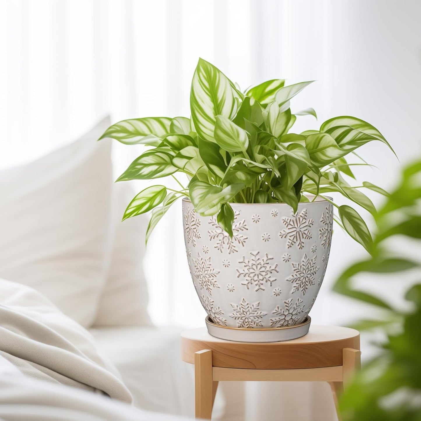 Ceramic Planter 8 Inch Plant Pot with Drainage Hole and Saucer Ceramic Pots for Indoor Plants Outdoor Large Flower Pot for Home Decor White