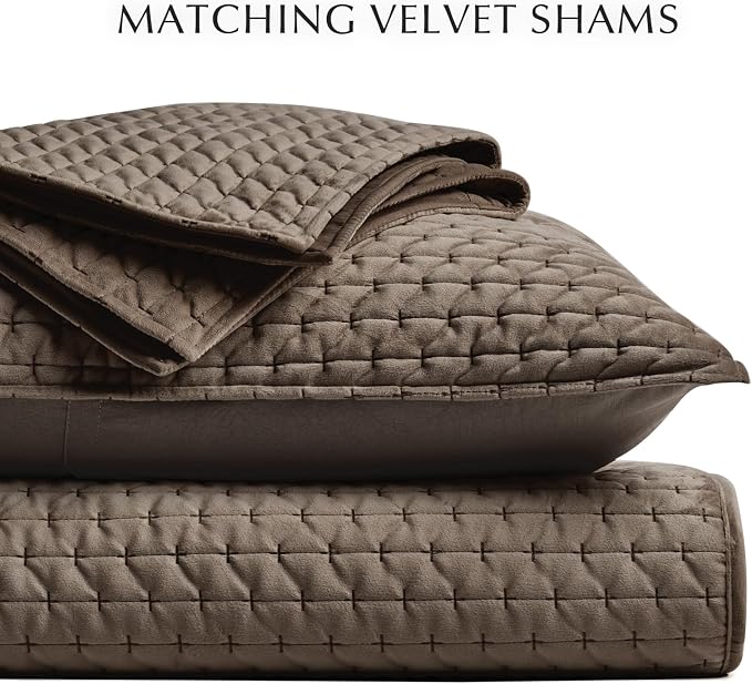 EverGrace Luxury Velvet Quilt Set Queen Size 3 Piece, Soft Cross-Stitch Velvet Comforter Set with Pillow Shams, Lightweight Coverlet Bedspread Bedding Set for All Seasons, Mushroom Brown