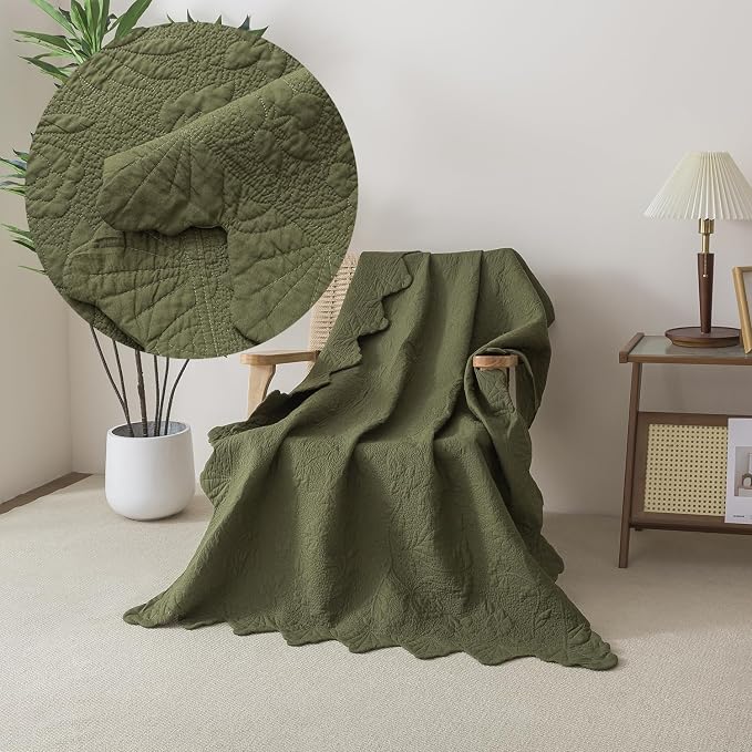 Brandream Olive Green Scalloped Quilt Cotton Quilted Throw Blanket for Bed Couch Daybed 47 X 60 Inch Decorative Throw Blankets