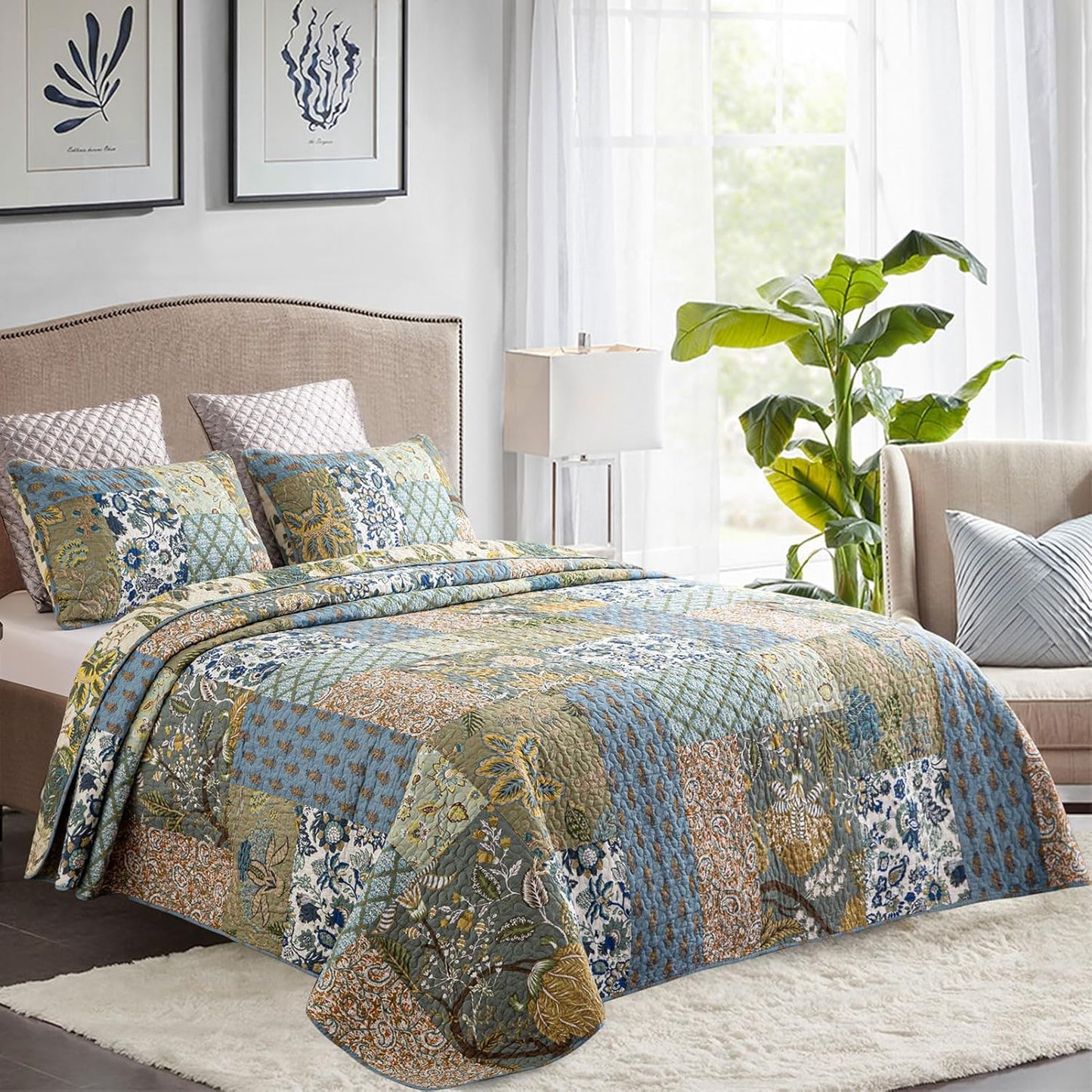 YAYIDAY Oversized Queen Quilt Patchwork Bedspreads (110x118 Inch) - 100% Cotton Reversible Breathable Green Leaves Quilted Coverlet with Pillow Shams for All Seasons