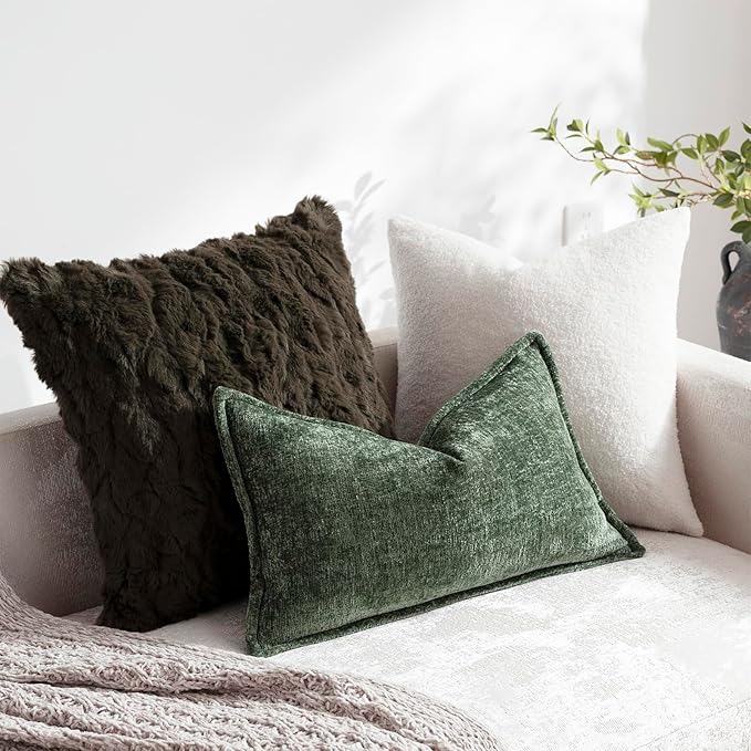 DEZENE Pack of 2 Forest Green Christmas Decorative Throw Pillow Covers 12x20 Cozy Soft Chenille Accent Vintage Rectangular Lumbar Couch Pillow Covers for Home Decor Bed Sofa Living Room