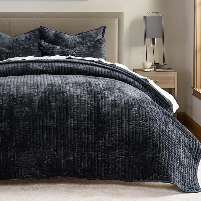 EverGrace Velvet Quilt Set Queen Size, Luxurious Soft Striped Channel Bedding Set, Lightweight Velvet Comforter for All Season, Oversized Bedspread Coverlet with 2 Matching Shams, Black
