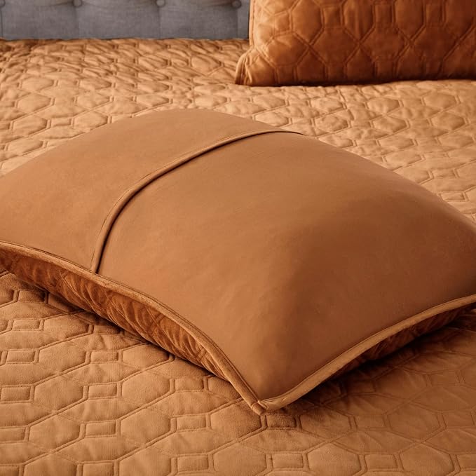 Madison Park Harper Quilt Set Velvet Casual Geometric Stitching Design All Season, Lightweight Coverlet, Cozy Bedding, Matching Shams, King/Cal King(104"x94"), Rust 3 Piece