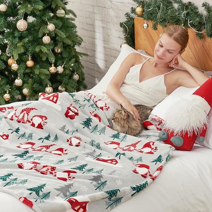 Cozy Bliss Gnome Throw Blanket Christmas Blanket Warm Plush Throw Blankets,Ultra Soft Cozy Throw Blankets for Couch,Sofa and Bed (Xmas Gnome Family,50"x60")