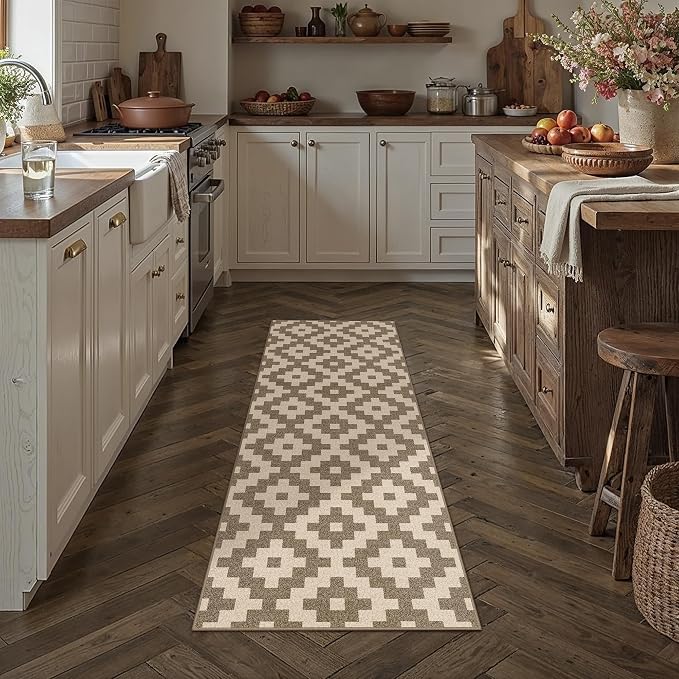 PureCozy Brown Runner Rug 2x6 Washable Long Carpet Low Pile Traditional Distressed Retro Accent Indoor Hallway Throw Rug Non Slip for Kitchen Laundry Bathroom Dining Room