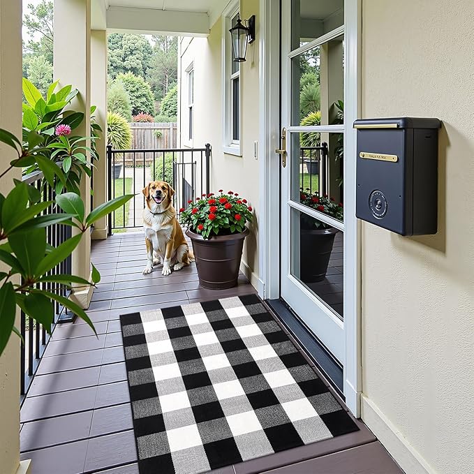 OLANLY Buffalo Plaid Rug 2'4" x 3'7" (27.5" x 43") – Black and White Cotton Checkered Doormat, Washable Indoor Outdoor Rug for Layered Front Porch, Kitchen, Entryway Decor