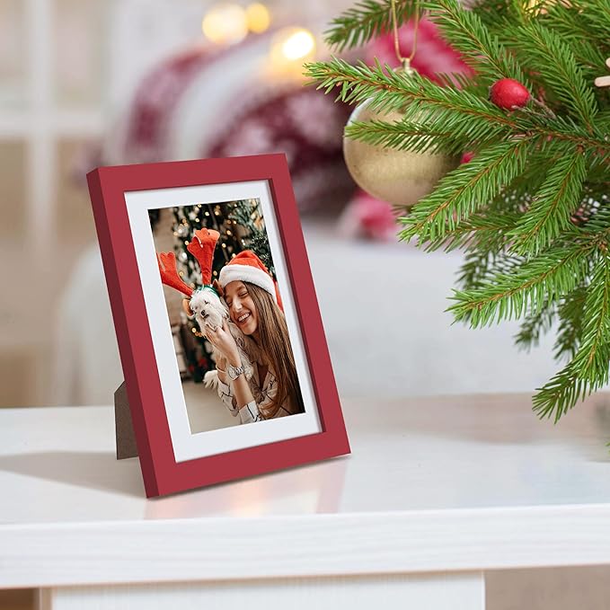 upsimples 5x7 Picture Frame, Display Pictures 4x6 with Mat or 5 x 7 Without, Wall Hanging Photo Frames, Red, 1 Pack