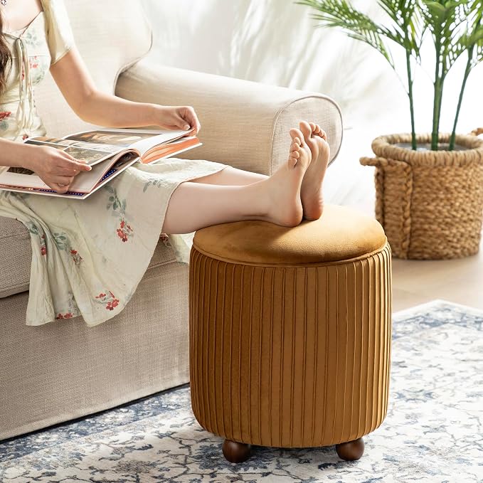 Glitzhome Round Ottoman with Storage, Pleated Velvet Small Foot Stool, Modern Accent Stool Upholstered Vanity Stool with Rubberwood Ball Feet for Bedroom Living Room Dorm Room, Brown