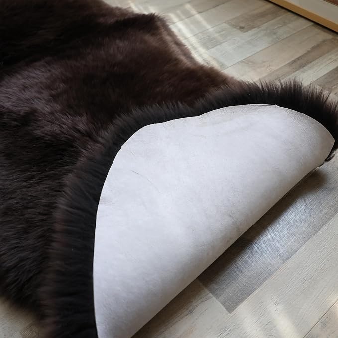 Sheepskin Rug, Fluffy Shag Area Rug, Super Soft 24” x 72“ Sheepskin Hair Rug, Pile Rug, Decorative Throw Rugs for Bedrooms, Children's Rooms, Living Rooms (Chestnut Brown, 24" x 72")