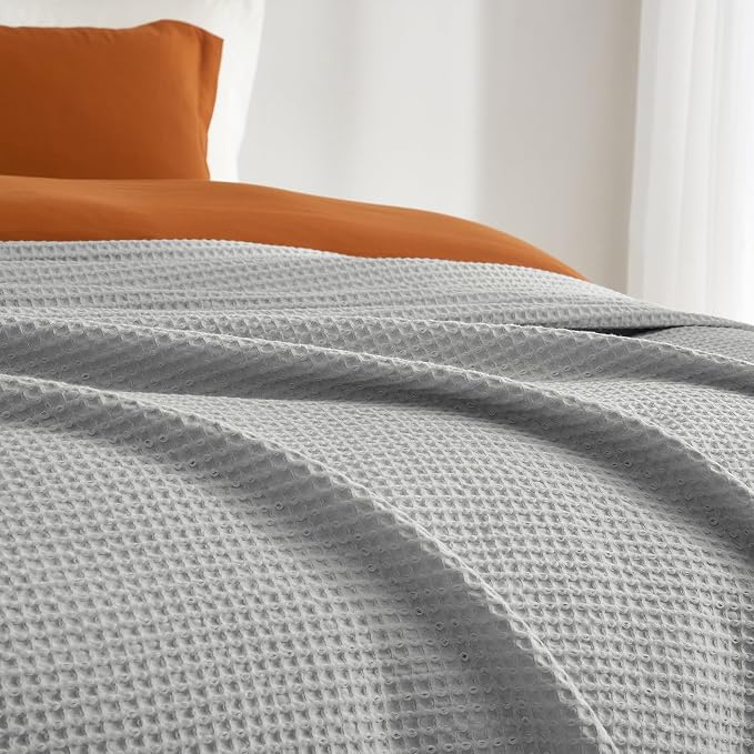 PHF Pre-Washed 100% Cotton Waffle Weave Throw Blanket for Couch, Lightweight Breathable Bed Blanket for Spring Summer, Snag Proof Machine Washable, Home Decor Gift - Light Grey