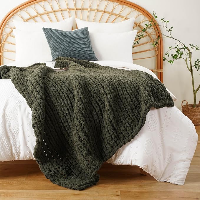 Battilo Olive Green Chunky Knit Throw Blanket, Soft and Thick Green Chenille Throw Blanket, 50"x60" Handmade Cable Knit Crochet Blanket, Rope Knot Knitted Throw Blankets for Couch Sofa Home Decor