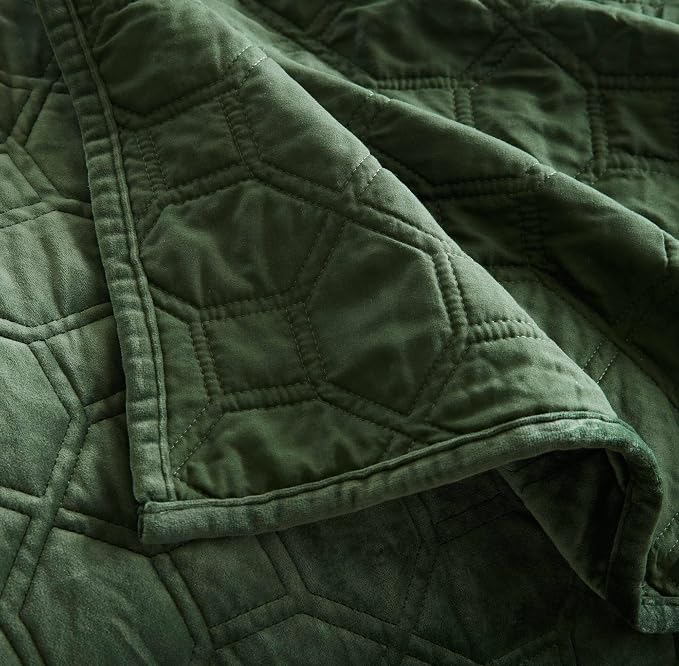 Madison Park Harper Quilt Set Velvet Casual Geometric Stitching Design All Season, Lightweight Coverlet, Cozy Bedding, Matching Shams, King/Cal King(104"x94"), Green 3 Piece