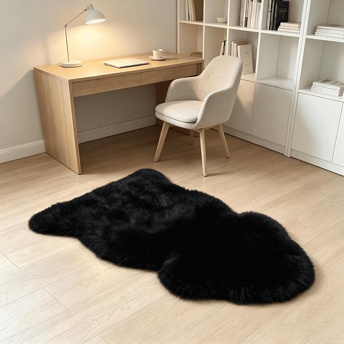 AOGELAN Black Fluffy Fluffy Shaggy Fur Area Rug, Fuzzy Genuine Sheepskin Rug, Soft Fur Pup Carpet, Chair Sofa Seat Cover(Black, Single Pelt/2FT*3FT)
