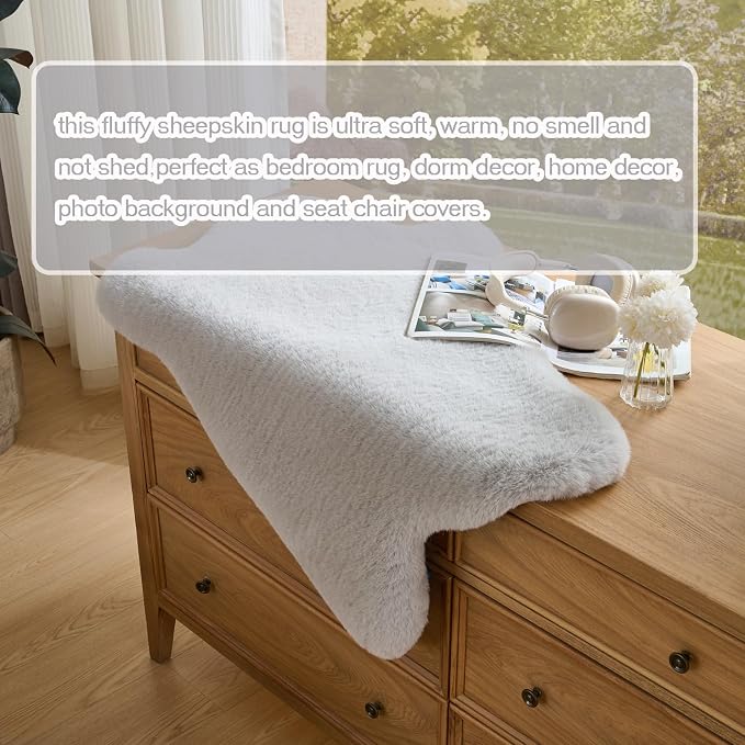 1700GSM Fuzzy Faux Sheepskin Fur Area Rug,Extra Soft Throw Rugs Mat Fluffy Shaggy Fur Rug for Bedroom Living Bedside Rug Room Decor-Light Grey,2x3ft