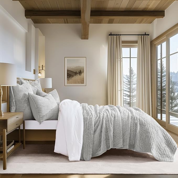 EverGrace Velvet Quilt Set King Size, Luxurious Soft Striped Channel Bedding Set, Lightweight Velvet Comforter for All Season, Oversized Bedspread Coverlet with 2 Matching Shams, Frost Gray