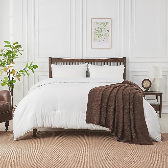 Douceur Brown Throw Blanket for Bed, Soft Cozy Lightweight Stripe Pattern Knitted Throw Blanket for Sofa, Living Room Gift, 60"X80"