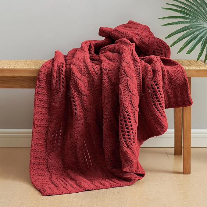Amélie Home Chunky Knit Throw Blanket, Reversible Soft Chenille Breathable Cable Knitted Blanket for Couch and Sofa, Farmhouse Decorative Throw for Chair, 50"x60", Christmas Red