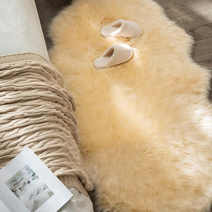 MIULEE Luxury Super Soft Fluffy Area Rug Faux Fur Sheepskin Rug Decorative Plush Shaggy Carpet for Bedside Sofa Floor 3 x 5 Feet, Light Yellow