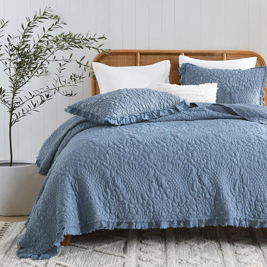 HORIMOTE HOME Blue Ruffled Quilt King Size, Stone-Washed Microfiber Lightweight Crinkled Farmhouse Rustic Shabby Chic Bedding Set, 3 Pieces Reversible Bedspread with Pillow Shams for All Season