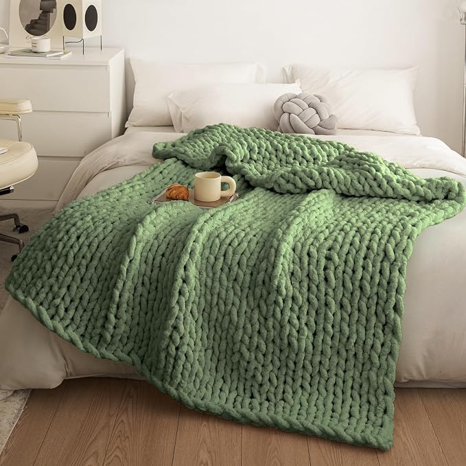 ATMOSURELY Ultra Soft Sage Green Chunky Knit Throw Blanket Cozy Fluffy Chenille Yarn Handmade Cable Knit Crochet Blanket for Bed Sofa Couch 50x60 Inches (Sage Green, 50"x60")